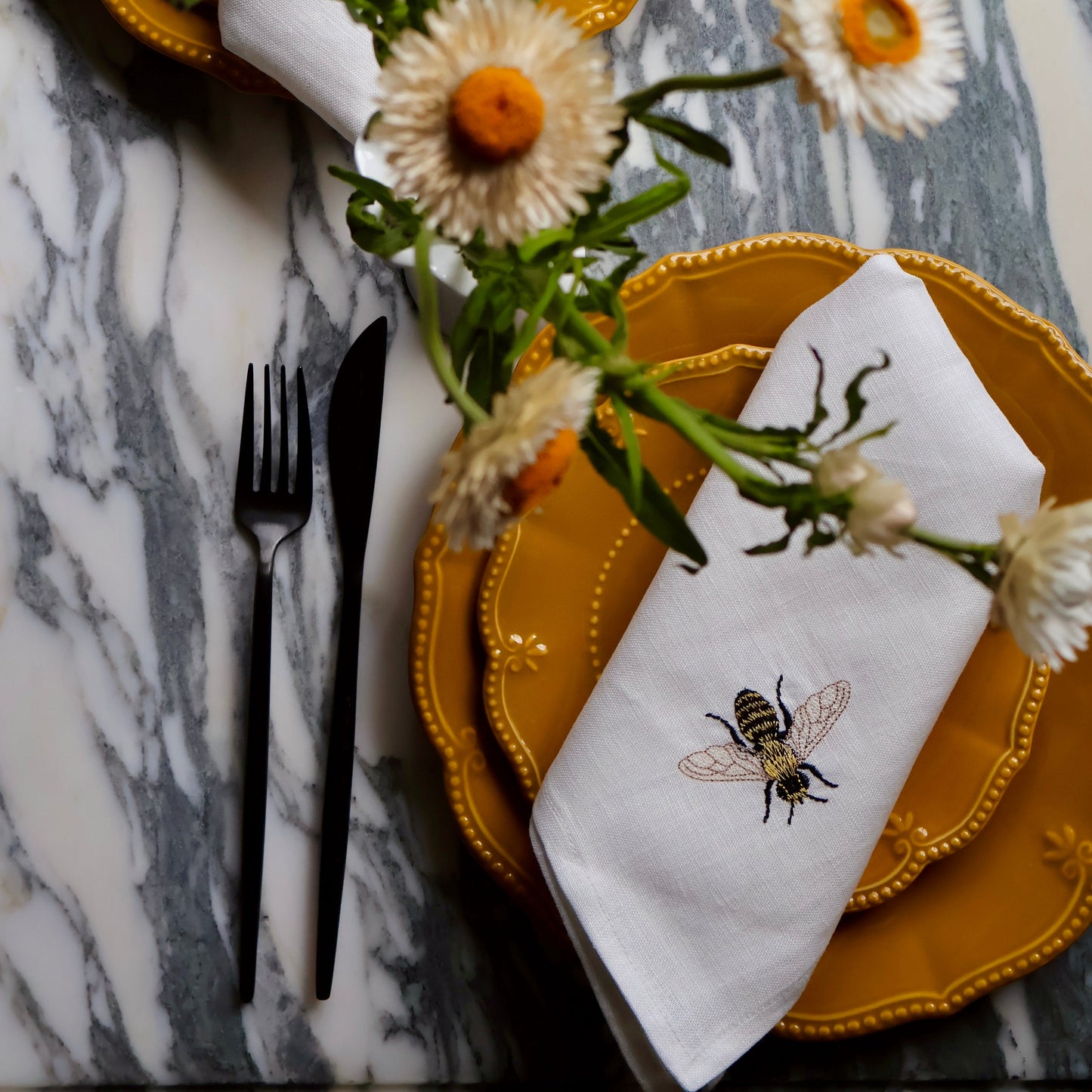 Bumble Bee Linen Napkins